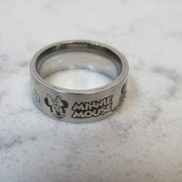 Minnie Mouse Size 8 Steel Ring - Picture 3 of 8